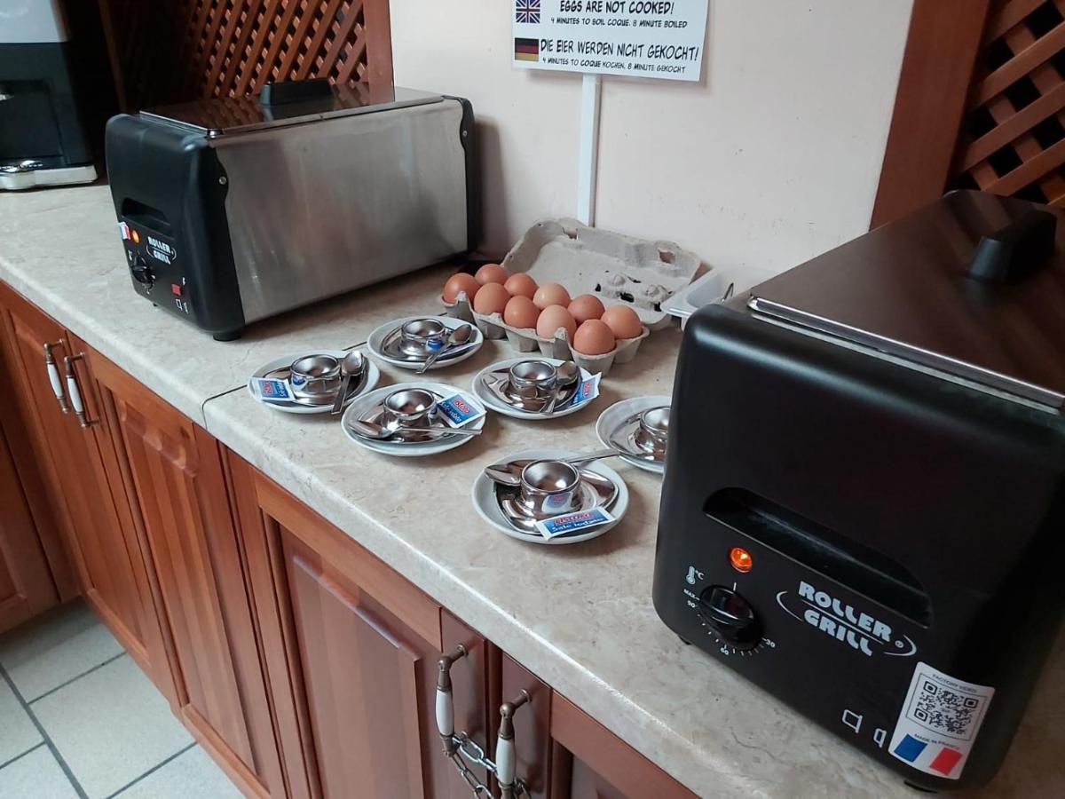 Albergo Casa Este Brenzone sul Garda Eksteriør billede